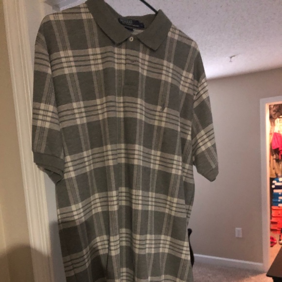 Polo - Picture 2 of 2